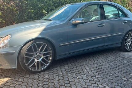 Mercedes-Benz C 240 119.000 km 5.500 &euro; Bruchsal 76646