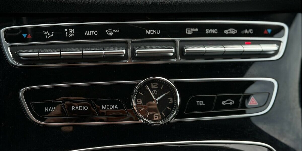 Mercedes-Benz E 200 Limousine 9G-Tronic Navi Leder 245.000 km 19.490 &euro; Neckarsulm 74172