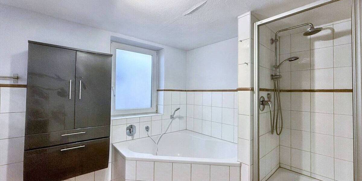 Etagenwohnung Wiernsheim Pinache - 5 Zimmer, 167 m&sup2;, 295.000&euro; | Angebot:25691709