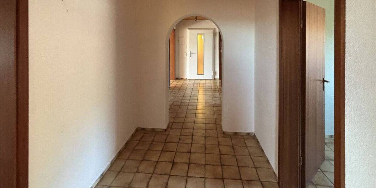 Etagenwohnung Besigheim - 4 Zimmer, 91 m&sup2;, 298.000&euro; | Angebot:25671952