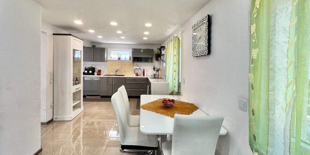 Doppelhaushälfte Bretten - 4 Zimmer, 88 m&sup2;, 388.000&euro; | Angebot:25738384