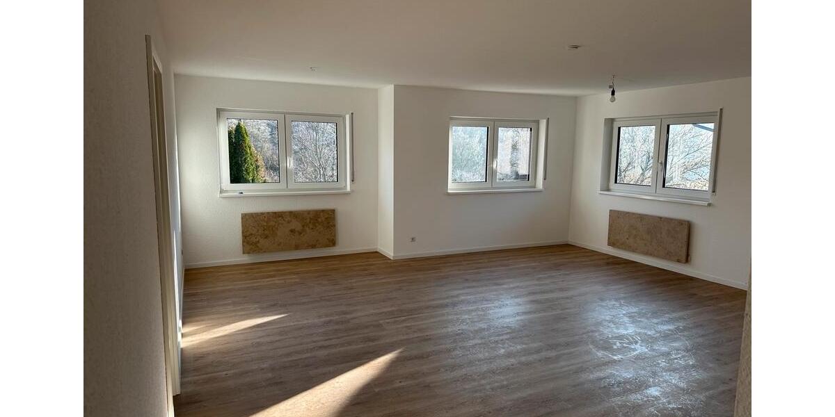 Etagenwohnung Kirchardt - 3 Zimmer, 90 m&sup2;, 980&euro; | Angebot:25350371