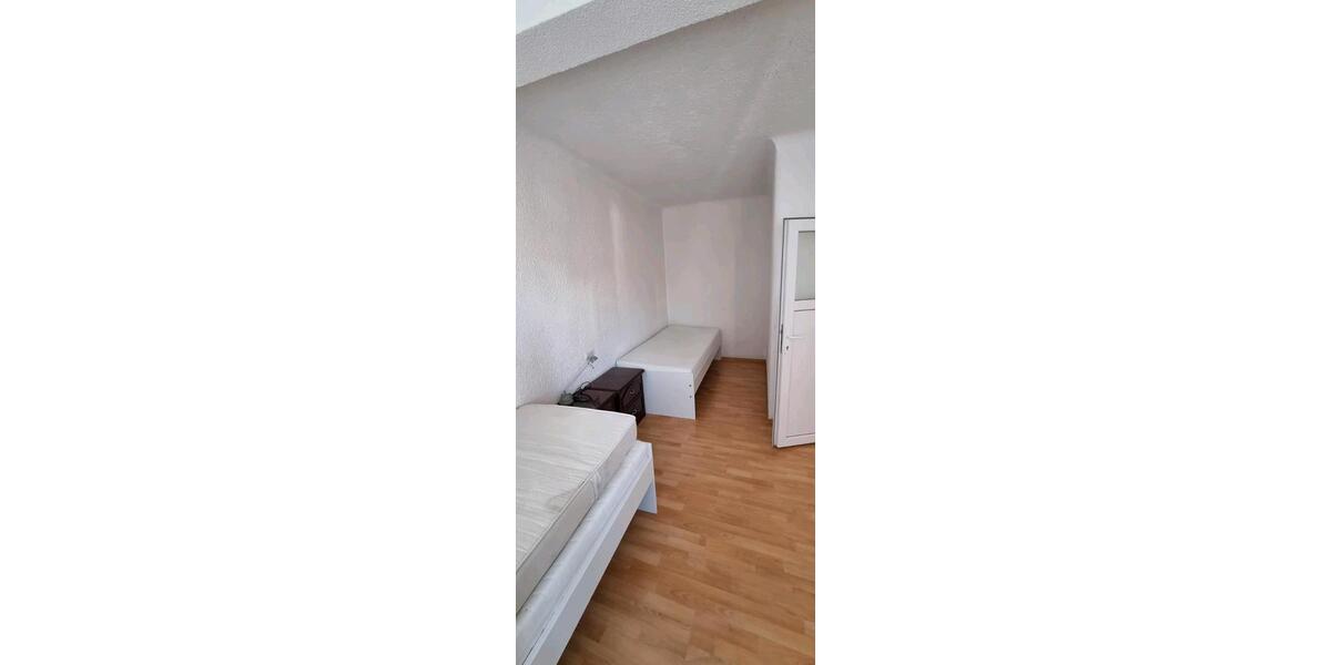 Maisonettenwohnung Weinsberg - 3.5 Zimmer, 90 m&sup2;, 1.200&euro; | Angebot:25350421