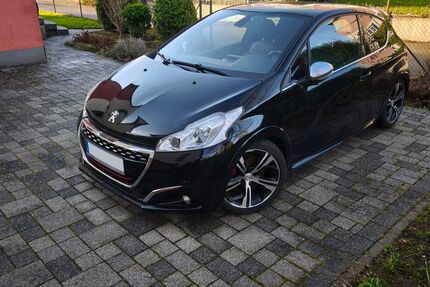 Peugeot 208 82.700 km 11.800 &euro; Meckesheim 74909