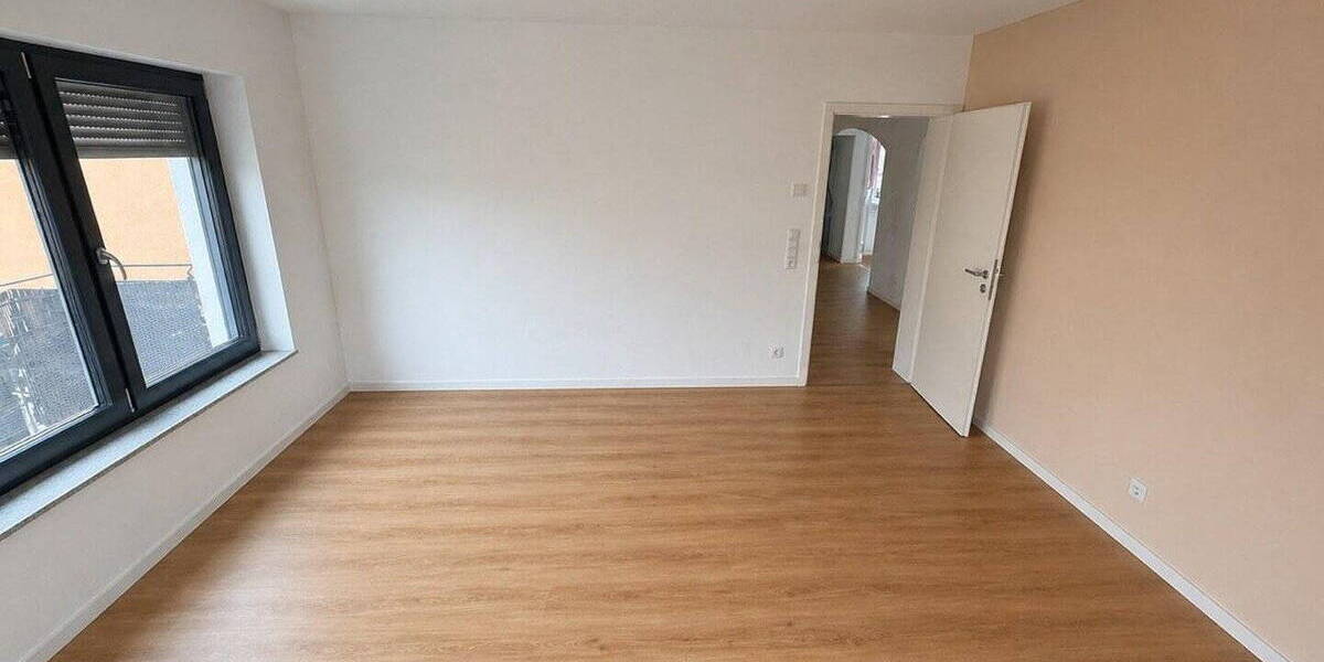 Etagenwohnung Bad Schönborn Mingolsheim - 3 Zimmer, 87 m&sup2;, 1.250&euro; | Angebot:26401974