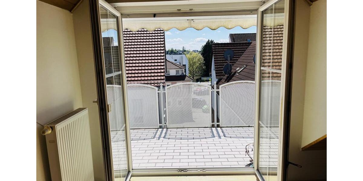 Dachgeschoßwohnung Bad Rappenau - 2.5 Zimmer, 67 m&sup2;, 975&euro; | Angebot:25960105