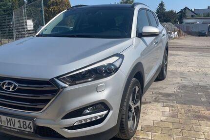Hyundai TUCSON 84.000 km 16.100 &euro; Brackenheim 74336