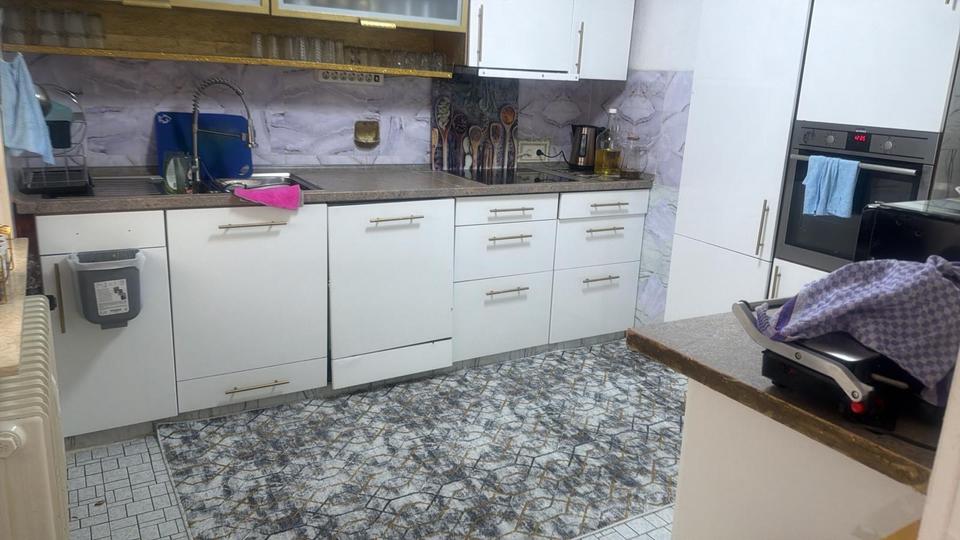 Etagenwohnung Sinsheim - 4 Zimmer, 105 m&sup2;, 1.000&euro; | Angebot:25654080