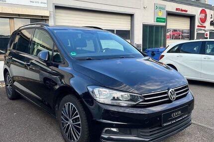 VW Touran 297.000 km 8.850 &euro; Bad Friedrichshall 74177