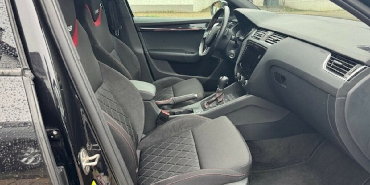 Skoda Octavia Combi RS 2.0 TDI 4x4 145.000 km 16.990 &euro; Neckarsulm 74172