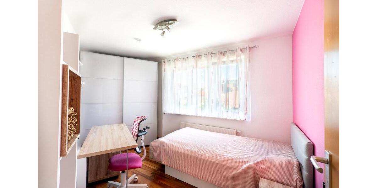 Etagenwohnung Markgröningen - 3.5 Zimmer, 70 m&sup2;, 1.080&euro; | Angebot:25291306