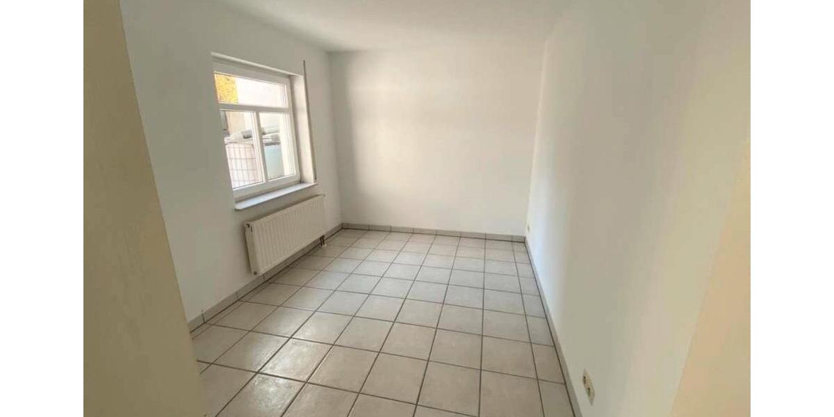 Erdgeschoßwohnung Schwaigern - 2 Zimmer, 60 m&sup2;, 600&euro; | Angebot:25963135