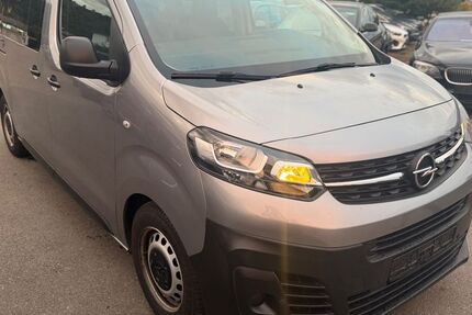 Opel Vivaro 55.000 km 23.999 &euro; Gundelsheim 74831