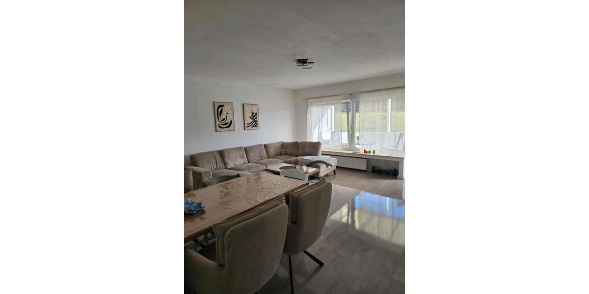 Etagenwohnung Sinsheim - 3 Zimmer, 76 m&sup2;, 950&euro; | Angebot:25272127