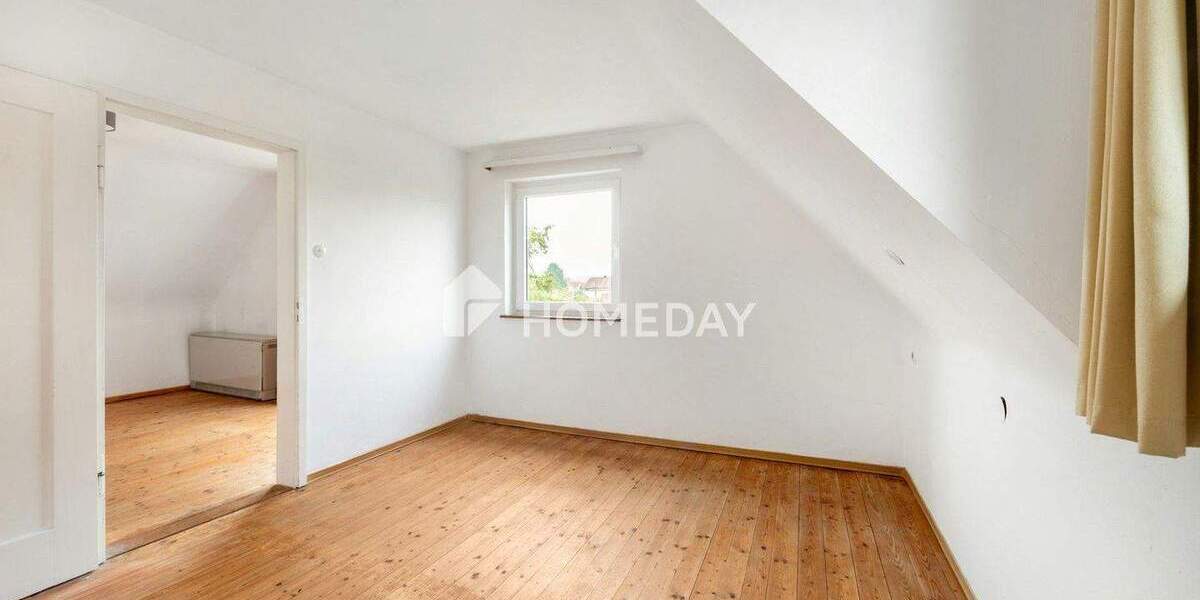 Mehrfamilienhaus, Wohnhaus Eberdingen Hochdorf - 7 Zimmer, 138 m&sup2;, 435.000&euro; | Angebot:25737584