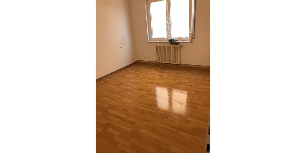 Etagenwohnung Heilbronn - 3 Zimmer, 75 m&sup2;, 875&euro; | Angebot:25660093