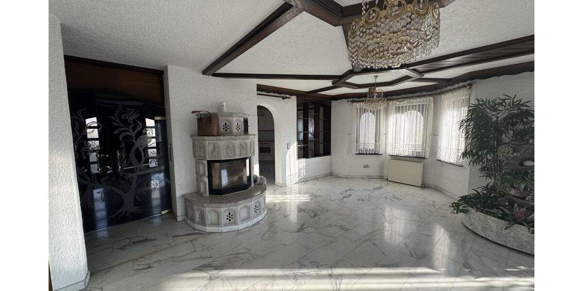 Einfamilienhaus Bretten - 7 Zimmer, 151 m&sup2;, 695.000&euro; | Angebot:25682176