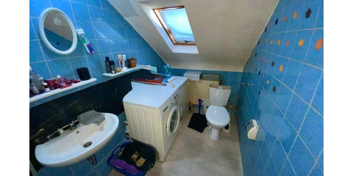 Etagenwohnung Wiesloch - 8 Zimmer, 245 m&sup2;, 499.000&euro; | Angebot:25821561