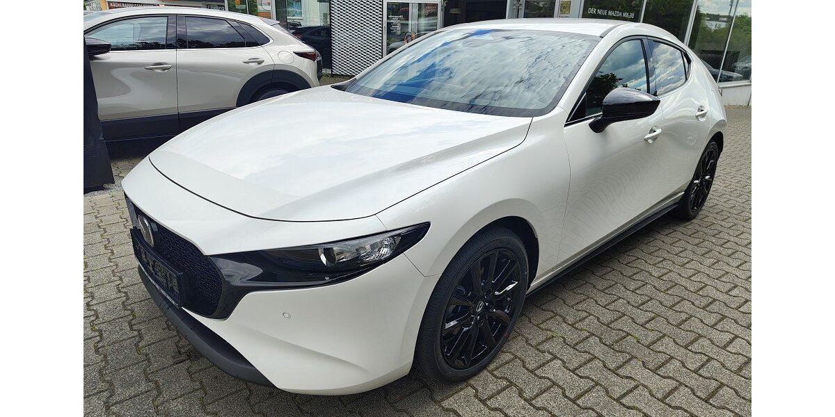 Mazda 3 4.289 km 26.490 &euro; Vaihingen 71665