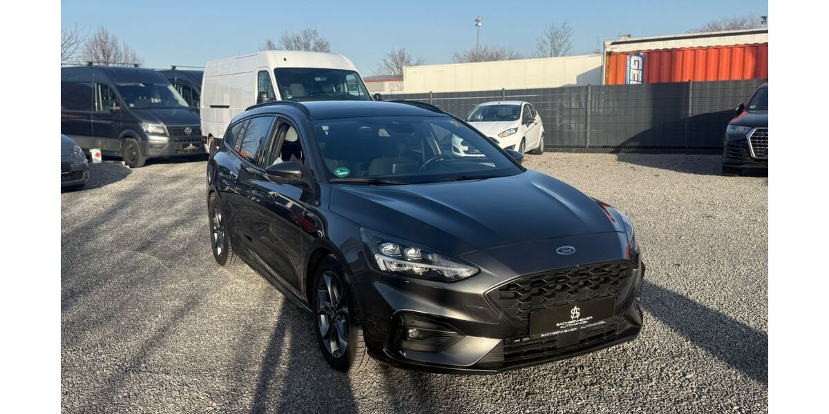 Ford Focus 72.000 km 12.999 &euro; Sachsenheim 74343