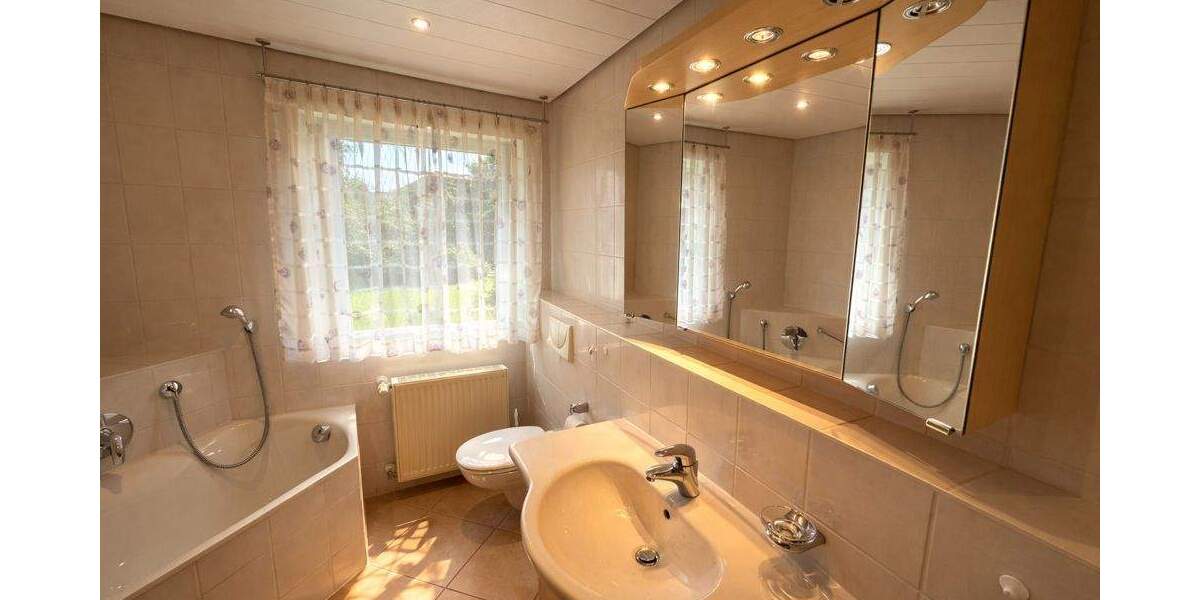 Einfamilienhaus Bad Rappenau / Grombach Grombach - 6 Zimmer, 151 m&sup2;, 449.000&euro; | Angebot:25693247