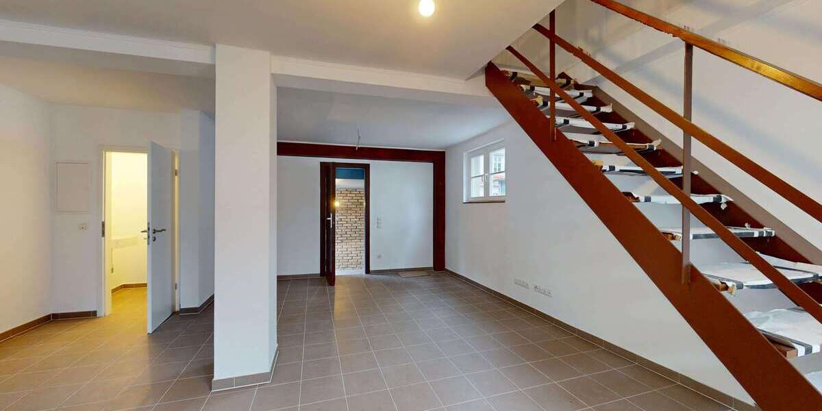 Einfamilienhaus Hambrücken - 7 Zimmer, 161 m&sup2;, 449.000&euro; | Angebot:23471151