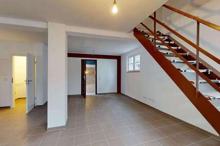 Haus Hambrücken - 7 Zimmer, 161 m&sup2;, 449.000&euro; | Angebot:23471151