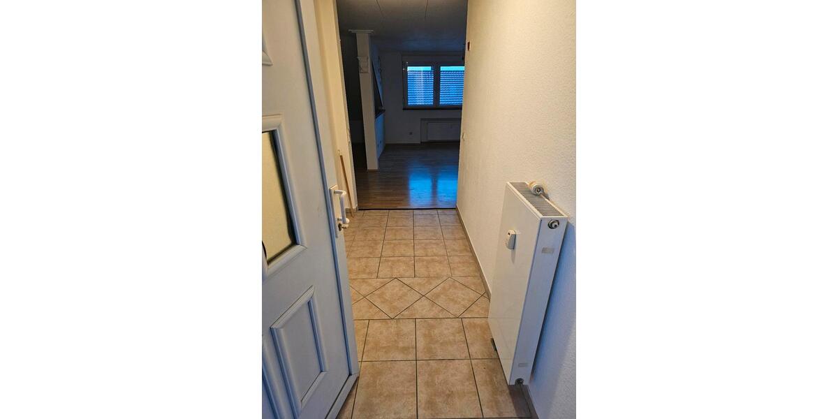 Etagenwohnung Hambrücken - 3 Zimmer, 75 m&sup2;, 950&euro; | Angebot:25547189