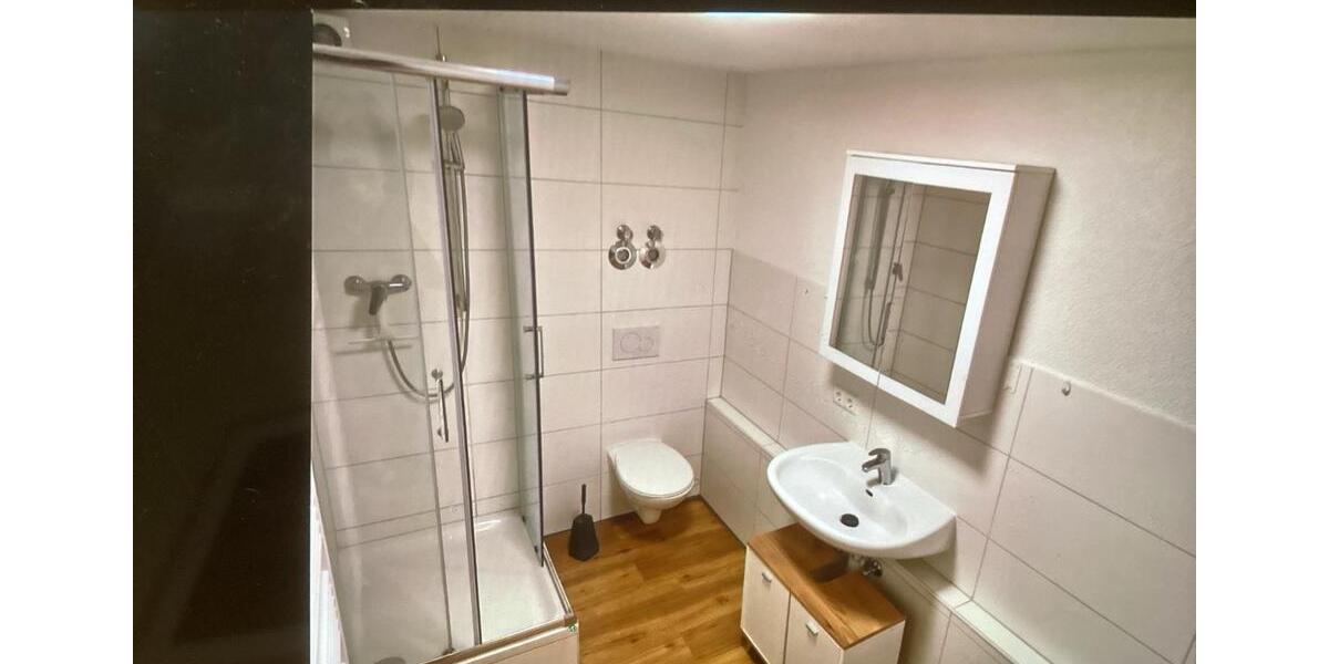 Erdgeschoßwohnung Sinsheim - 3 Zimmer, 60 m&sup2;, 830&euro; | Angebot:26580158