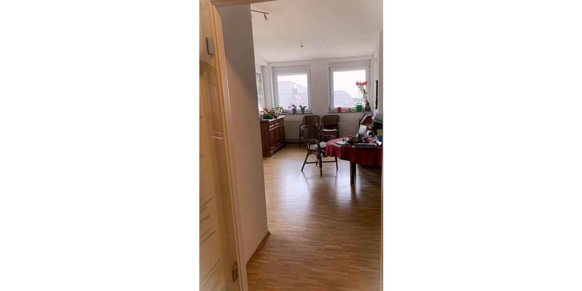 Dachgeschoßwohnung Bad Rappenau - 3.5 Zimmer, 81 m&sup2;, 360.000&euro; | Angebot:25794304