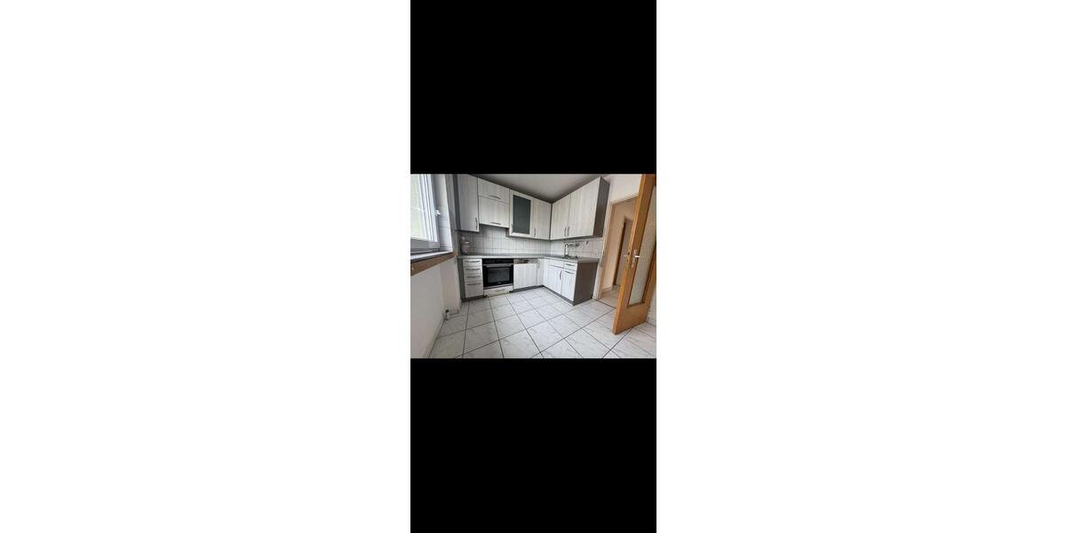 Etagenwohnung Neckarsulm - 3.5 Zimmer, 80 m&sup2;, 1.450&euro; | Angebot:25893580