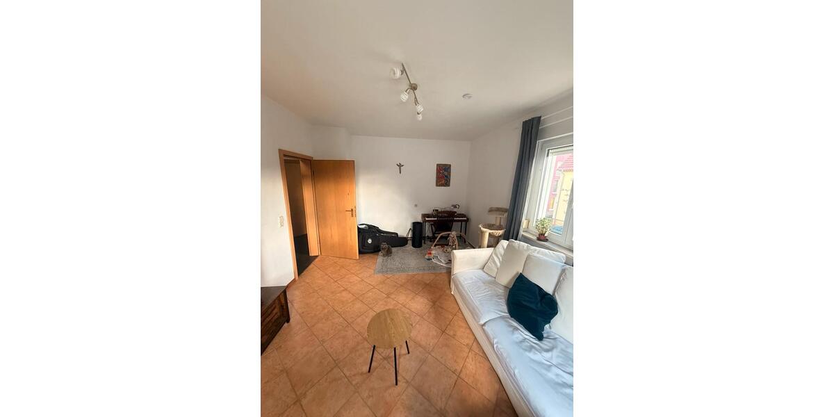 Etagenwohnung Bretten - 3.5 Zimmer, 73 m&sup2;, 1.120&euro; | Angebot:25379661