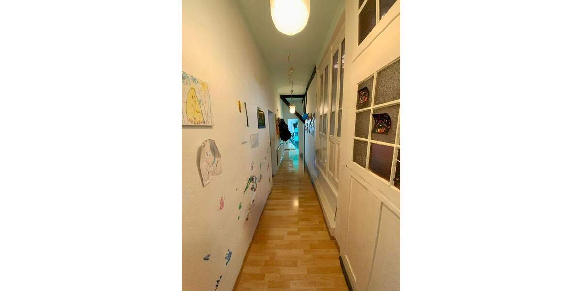 Etagenwohnung Wiesloch - 8 Zimmer, 245 m&sup2;, 499.000&euro; | Angebot:25821561