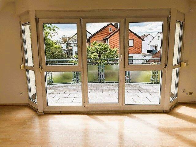 Etagenwohnung Neckarsulm Obereisesheim - 3 Zimmer, 101 m&sup2;, 1.100&euro; | Angebot:26657101