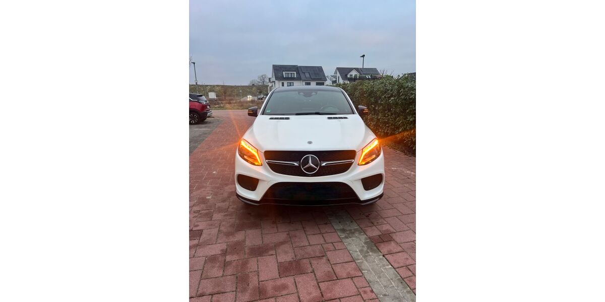 Mercedes-Benz GLE 350 111.335 km 43.700 &euro; Sandhausen 69207