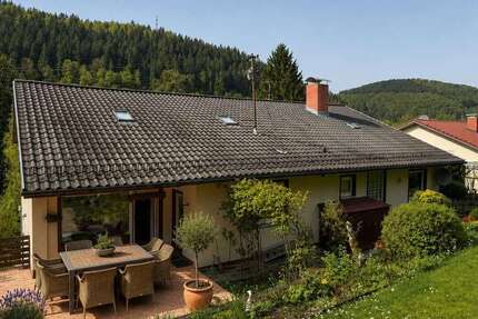 Haus Neckargemünd - 6 Zimmer, 213 m&sup2;, 595.000&euro; | Angebot:26825830