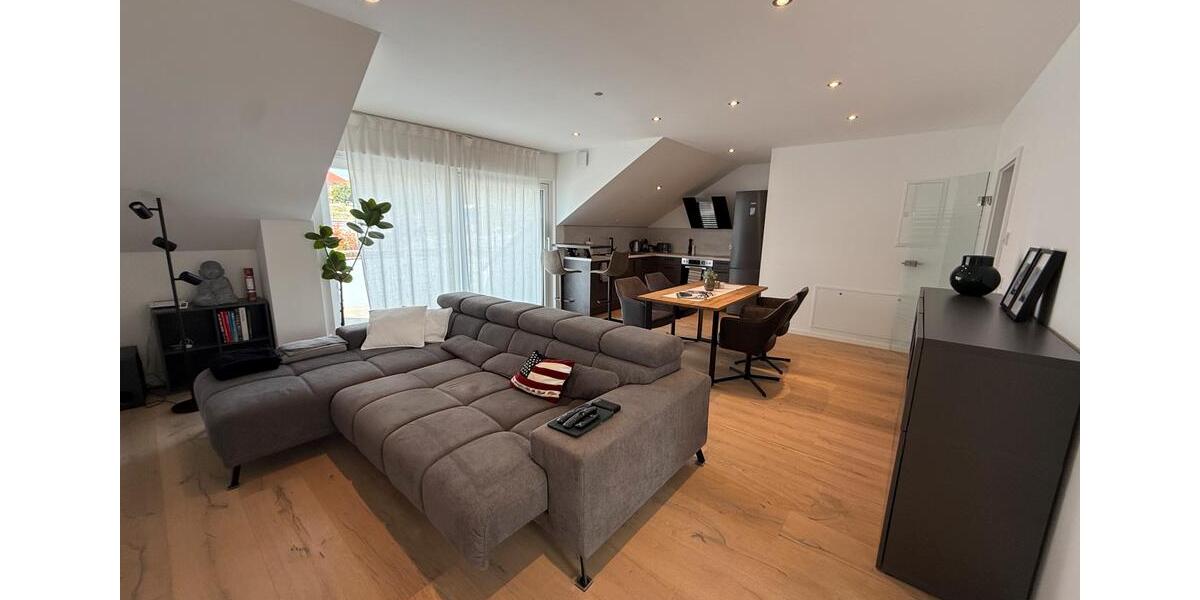 Dachgeschoßwohnung Sinsheim - 3 Zimmer, 87 m&sup2;, 419.000&euro; | Angebot:26004143