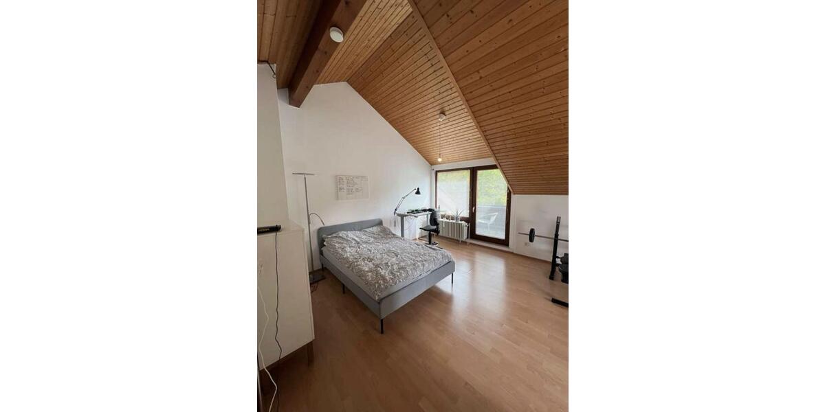 Dachgeschoßwohnung Kirchheim am Neckar - 1.5 Zimmer, 34 m&sup2;, 750&euro; | Angebot:25540128