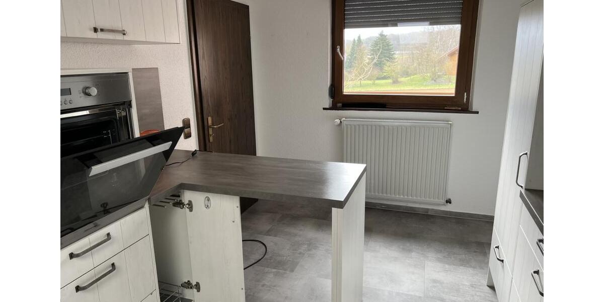 Dachgeschoßwohnung Schwaigern - 3.5 Zimmer, 110 m&sup2;, 870&euro; | Angebot:25948447