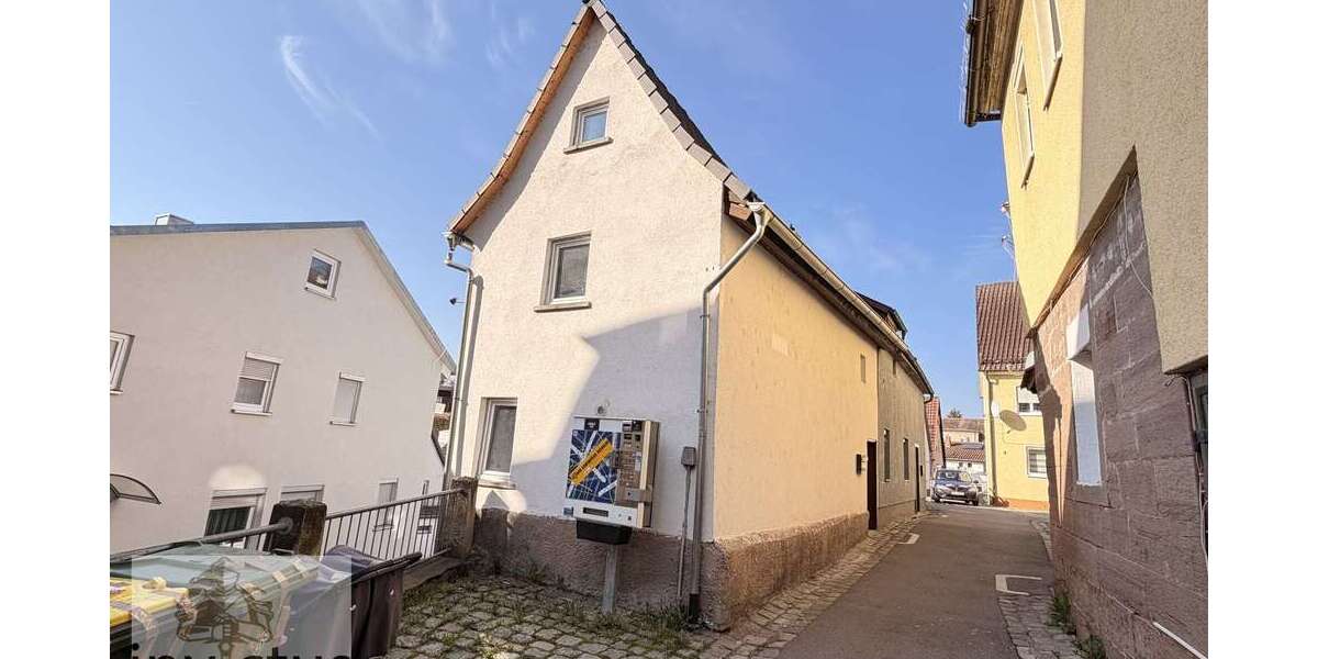 Einfamilienhaus Vaihingen an der Enz / Enzweihingen Enzweihingen - 5 Zimmer, 90 m&sup2;, 99.000&euro; | Angebot:25838648