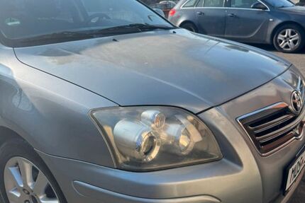 Toyota Avensis 187.000 km 3.500 &euro; Mosbach 74821