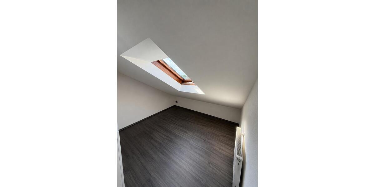 Dachgeschoßwohnung Heilbronn Frankenbach - 2.5 Zimmer, 65 m&sup2;, 299.000&euro; | Angebot:27120252