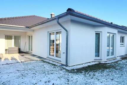 Haus Knittlingen - 6 Zimmer, 247 m&sup2;, 879.000&euro; | Angebot:24548108