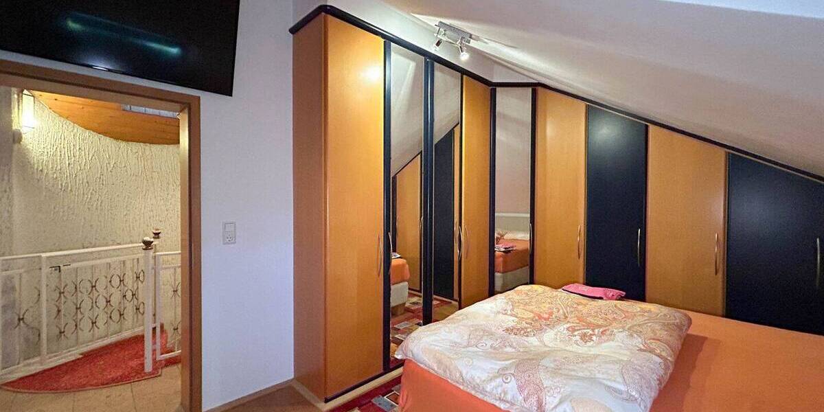 Mehrfamilienhaus, Wohnhaus Bad Friedrichshall Kochendorf - 1.350.000&euro; | Angebot:25997731