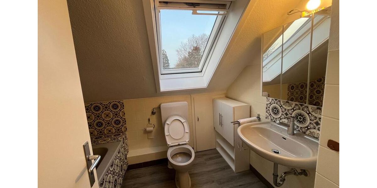 Dachgeschoßwohnung Ingersheim - 2 Zimmer, 48 m&sup2;, 650&euro; | Angebot:25812875