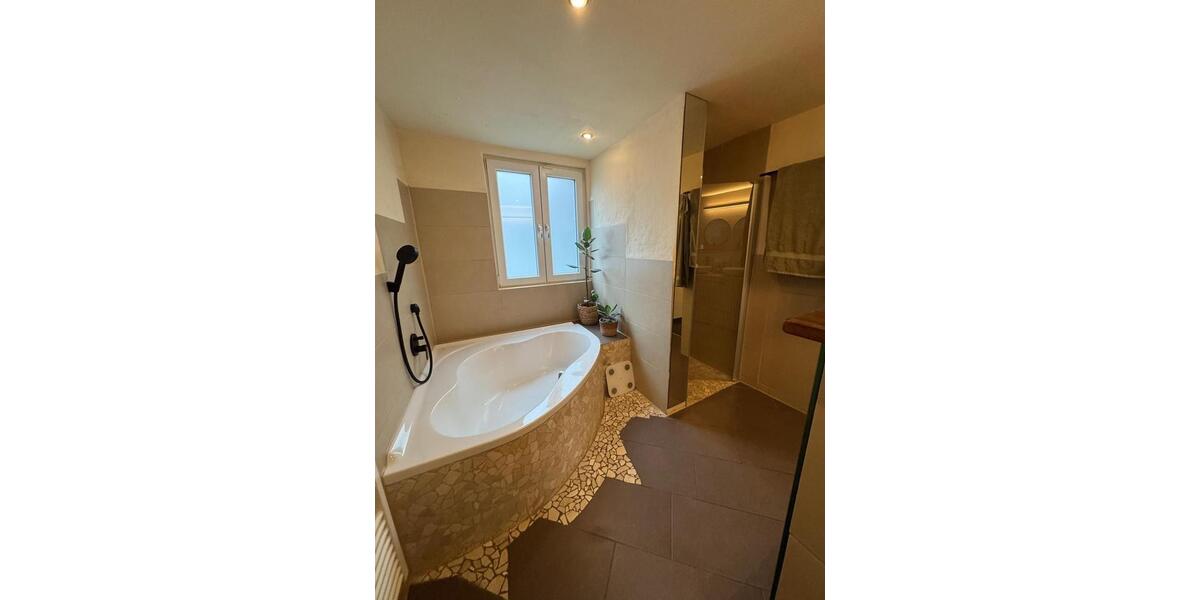 Einfamilienhaus Neulingen - 5.5 Zimmer, 136 m&sup2;, 499.000&euro; | Angebot:27079008