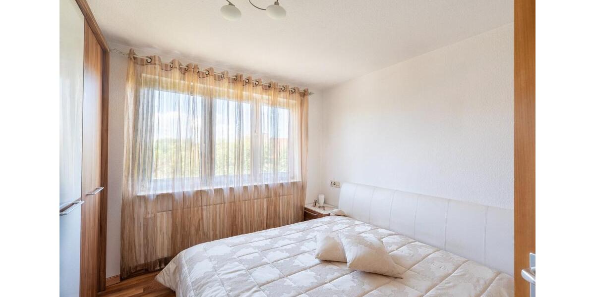 Etagenwohnung Markgröningen - 3.5 Zimmer, 70 m&sup2;, 1.080&euro; | Angebot:25291306