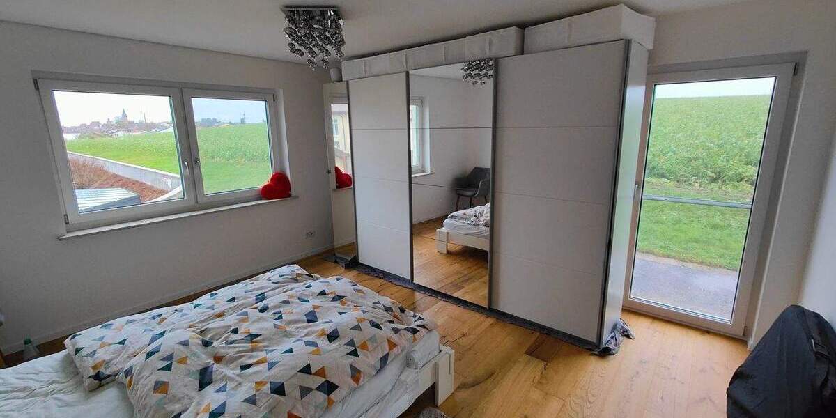 Mehrfamilienhaus, Wohnhaus Eppingen - 7 Zimmer, 135 m&sup2;, 790.000&euro; | Angebot:25656842