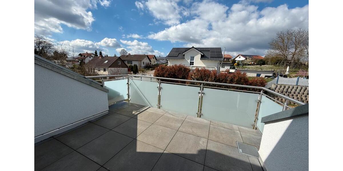 Dachgeschoßwohnung Sinsheim - 3 Zimmer, 87 m&sup2;, 419.000&euro; | Angebot:26004143