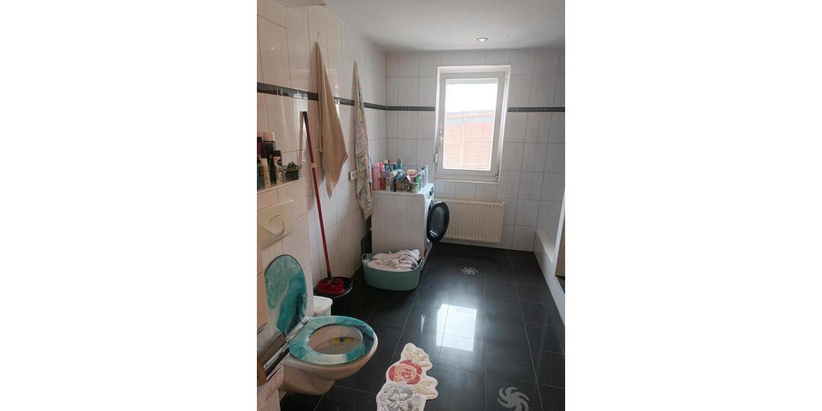 Etagenwohnung Flein - 3 Zimmer, 110 m&sup2;, 370&euro; | Angebot:25959880